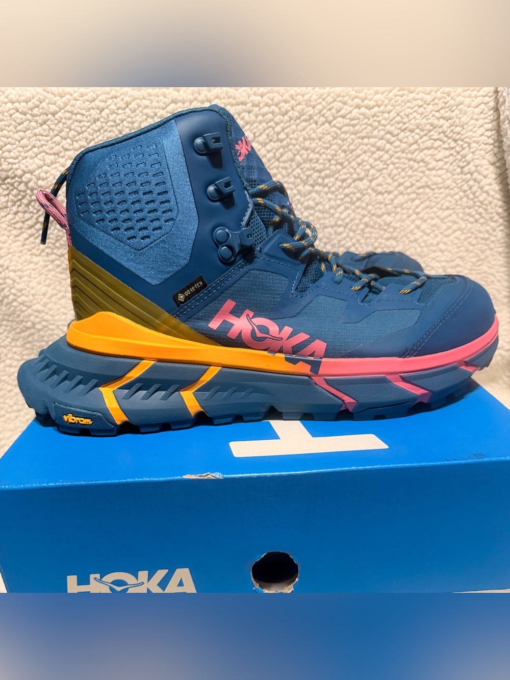 (WMNS) HOKA ONE ONE TenNine GORE-TEX 'Moroccan Blue Saffron' Size 9.5
